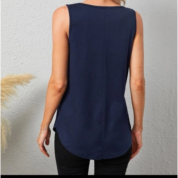 SHEIN Emery Rose geo pocket pattern large tank top - Picture 2 of 8